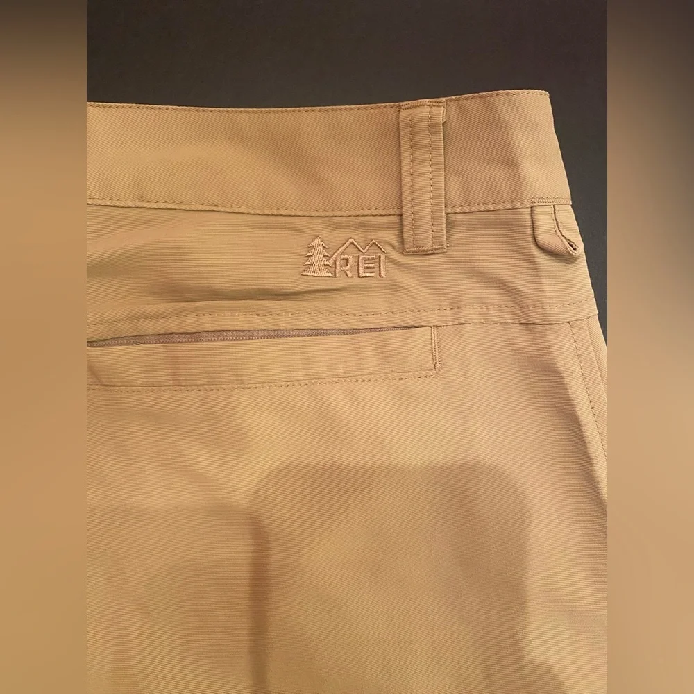 REI Men’s Shorts‎ Size 32 - Picture 5 of 8